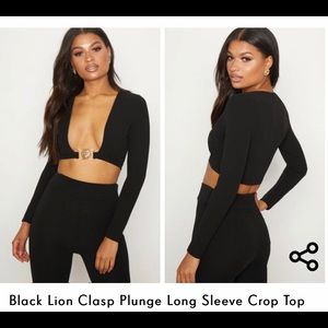 Lion Plunge Crop top